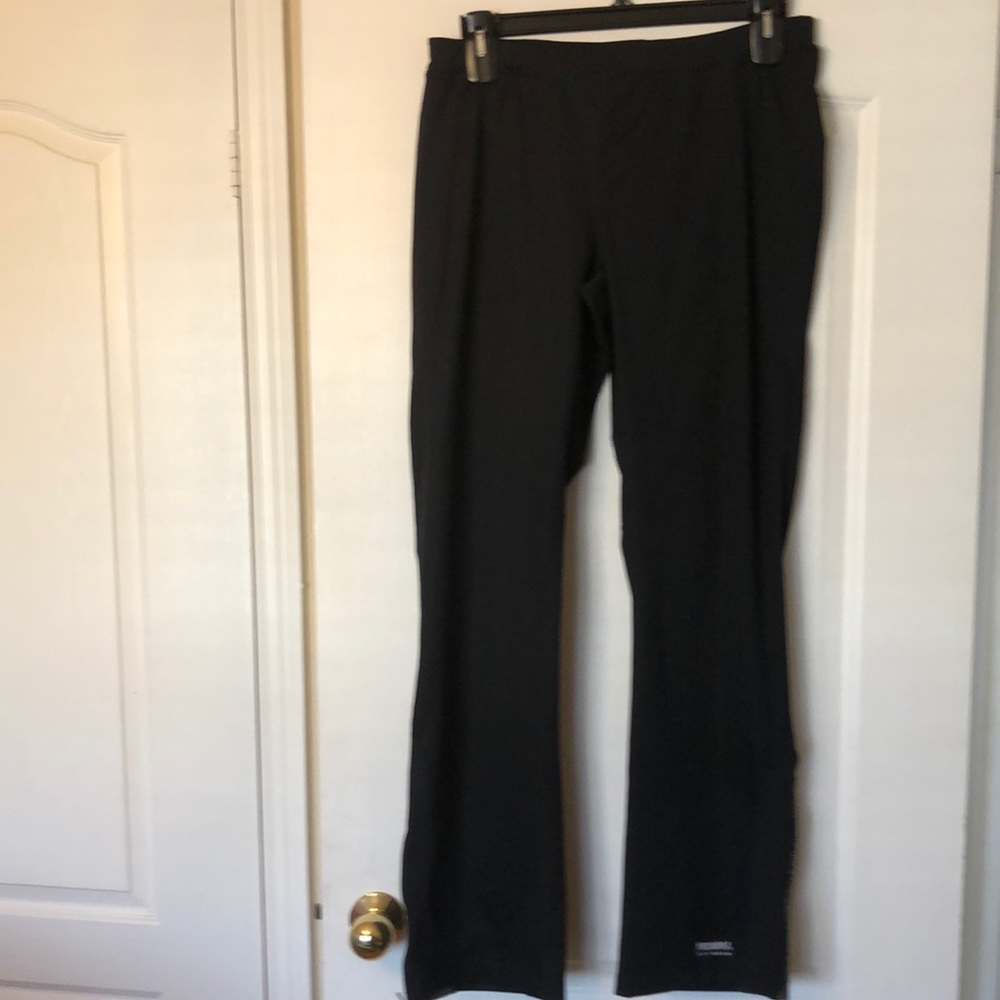 🏃🏿‍♀️ Running Room Fit-Wear running shell pants NWOT